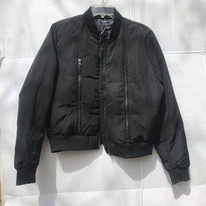 ALO Yoga Black Puffer Jacket Size Large